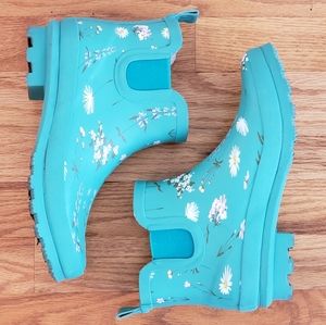 GARDENLINE Size 8 Rubber Rain Muck Garden Ankle Boots, Mint Green w/Floral Print